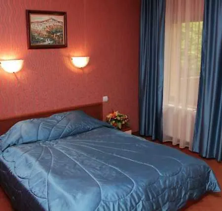 Bryasta Hotel 3*